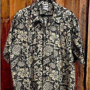 Men’s Disney green/beige Hawaiian shirt - XL
